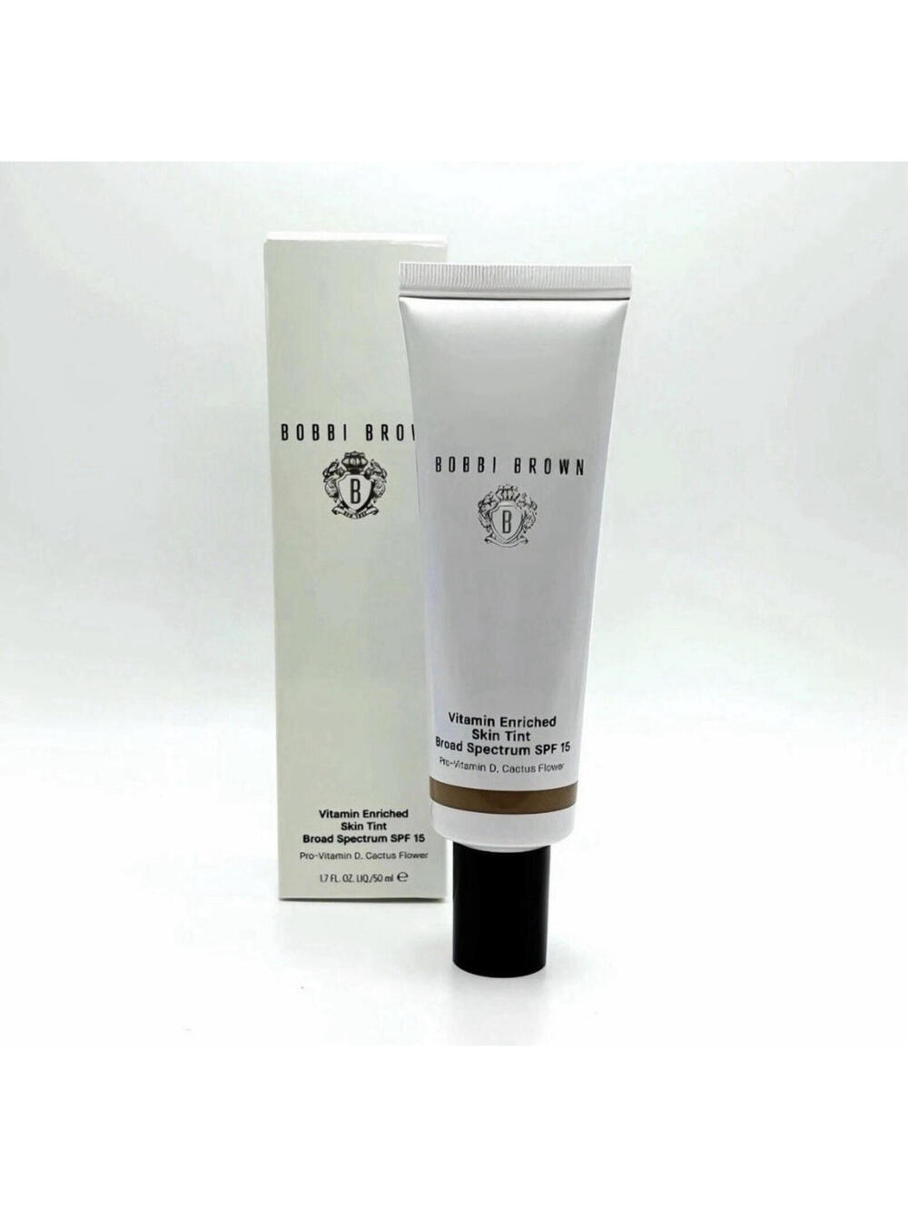 Bobbi Brown Vitamin Enriched Skin Tint SPF 15  (Golden 1)